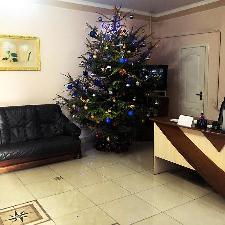 Comfort Hotel Chervonograd Exterior photo