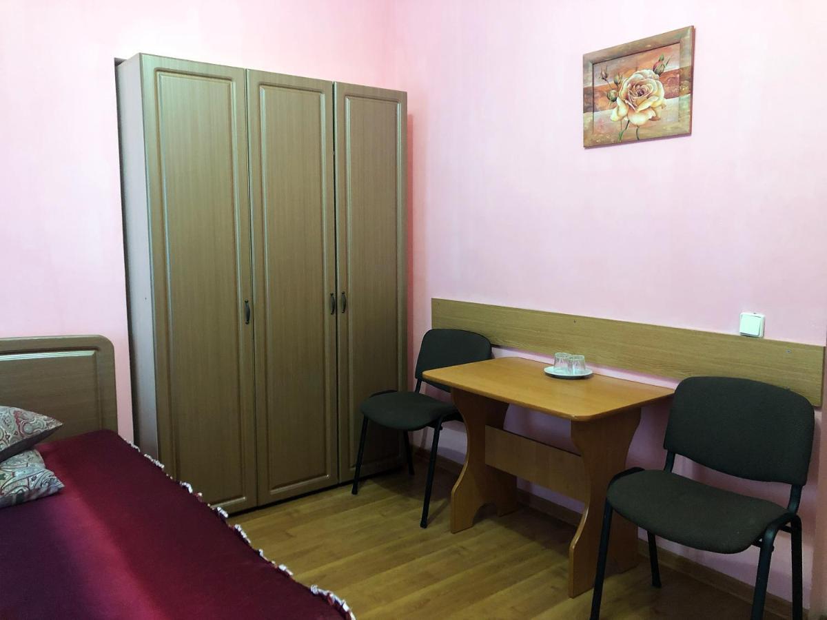 Comfort Hotel Chervonograd Exterior photo