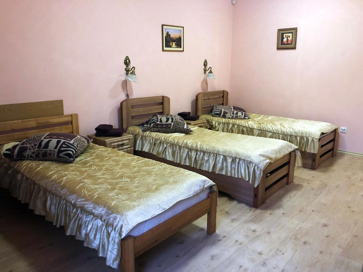 Comfort Hotel Chervonograd Exterior photo