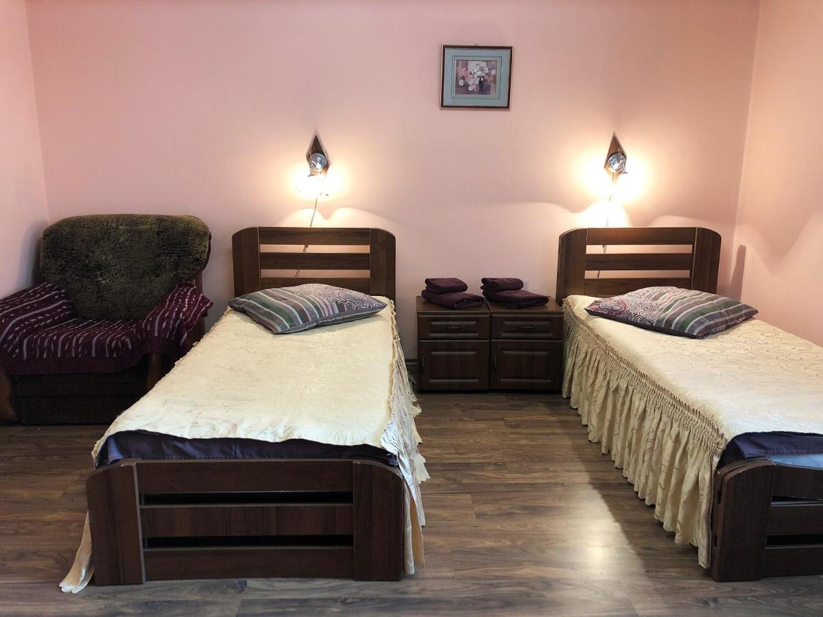 Comfort Hotel Chervonograd Exterior photo