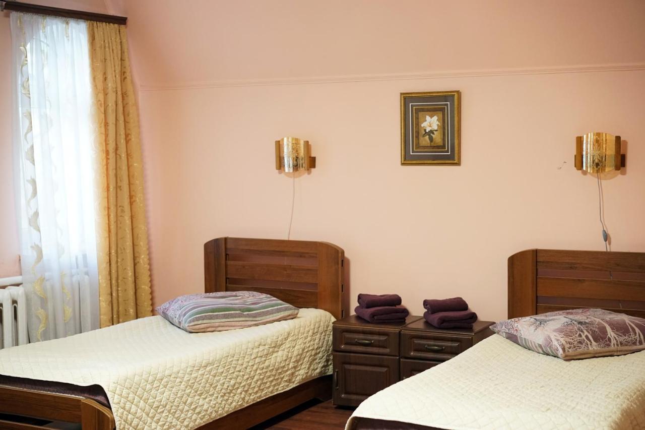Comfort Hotel Chervonograd Exterior photo