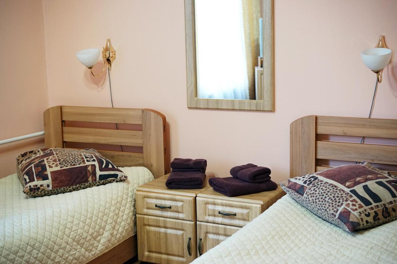 Comfort Hotel Chervonograd Exterior photo