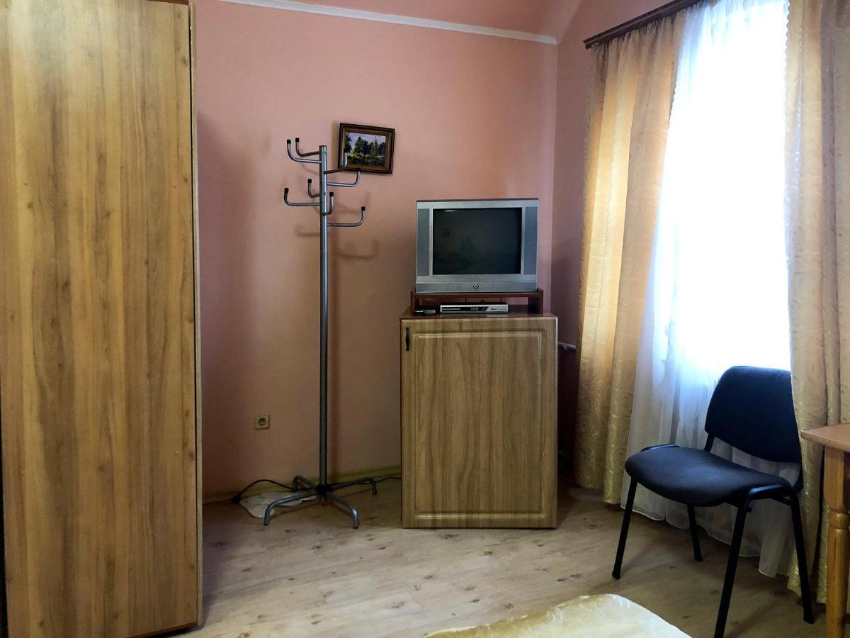 Comfort Hotel Chervonograd Exterior photo