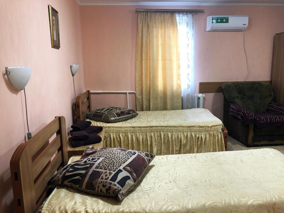Comfort Hotel Chervonograd Exterior photo